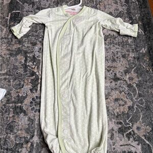 Magnetic Me Gown Bundle